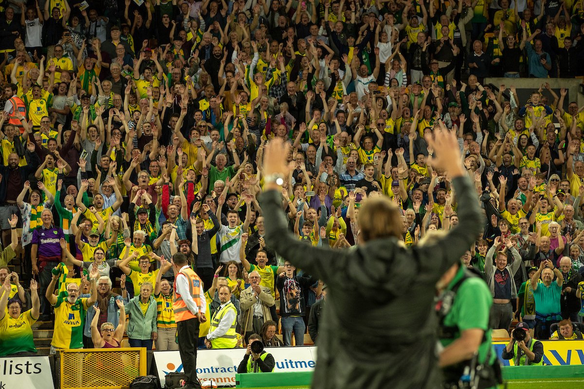 NorwichCityFC's tweet image. A special, special Carrow Road evening. Thanks to every single one of you for your incredible support. That was for you. 👊 

#ncfc