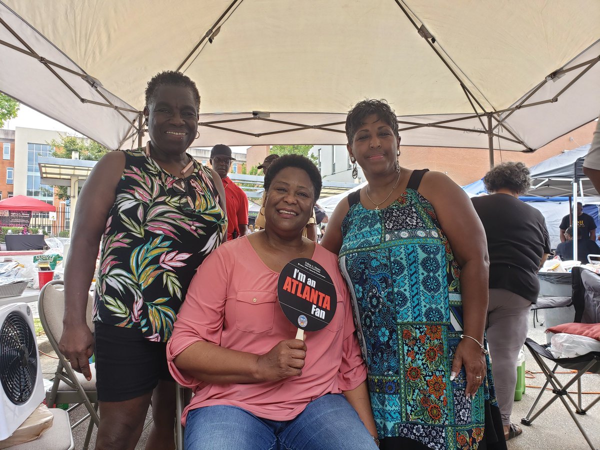 mooreforatlanta's tweet photo. It was great saying hello to the Astros Alumni at the Annual Frederick Douglass High School Reunion and Picnic. They are all #AtlantaFans ! https://t.co/goGvR20ard