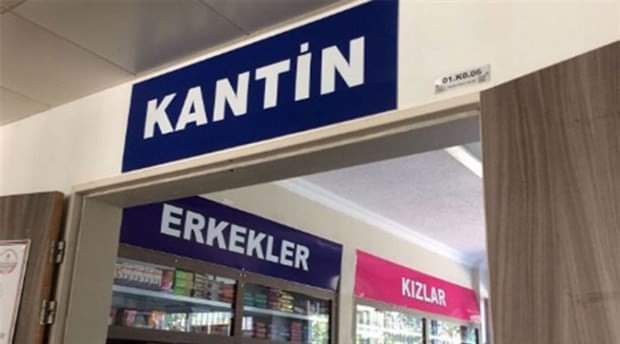 Görsel İstanbul’da Kartal Cevizli Ortaokulu’ndan..
"KIZLAR” ve “ERKEKLER” 
tabelalarıyla ikiye ayrılan yer kantin, yanlış okumuyorsunuz.

Bilim ve dünya nelerden bahsediyor, biz neredeyiz.

#cumartesi