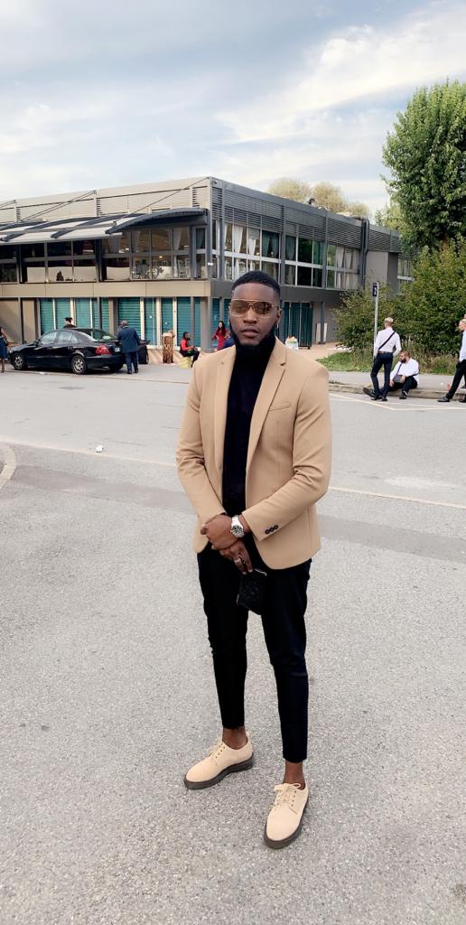 NicksonZouk's tweet photo. 👋🏾 https://t.co/ESwRBiLAJL