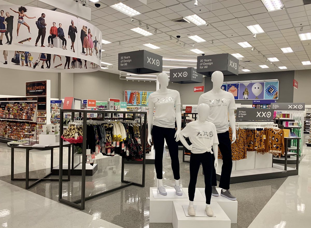 TGTKathrynR's tweet image. ❌❌⭕️ is here! Celebrating 20 years of amazing partnerships #Target20 #targetxxo @JenieBrisson @JenHatlevig @Target_PJ
