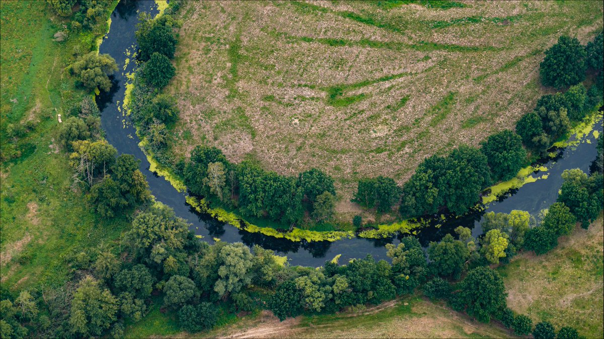 RadiosoundsV's tweet photo. Part 6 - #Verkehrsflieger #AntenneBrandenburg #rbb #aerialphotography #luftbilder #aerialshots https://t.co/kZhkLVyLbD