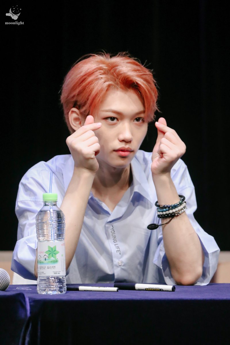 moonlight_2000z's tweet photo. 용복이 ㅅㅇㅊㅋㅎ~~~
#HappyFelixDay 
#StrayKids #스트레이키즈
#필릭스 #Felix https://t.co/bvQA5LY837