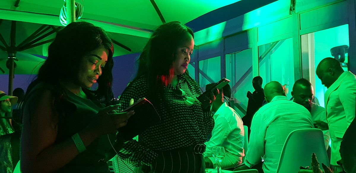 LaMaZingMedia's tweet photo. Getting social...
@InandaClub #BeBold #BeGreen #BePolo
#AllureHeinekenLounge
@NedbankIntlPolo https://t.co/DwVo0x7hUG