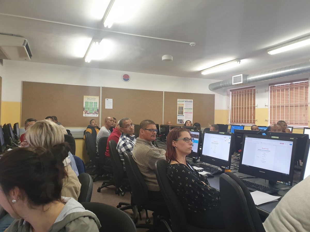 NBConsultLearn's tweet photo. Sharing the power of O365 tools for education with WCED Winelands teacher trainers. #O365 #MEC #MSFTEDUSA @IsabelTarling @WCED_CTLI @WCED_eCulture @WCED_HOD @HartElsabe
@viva_nella @MissG_SA https://t.co/TOppjVUvDo