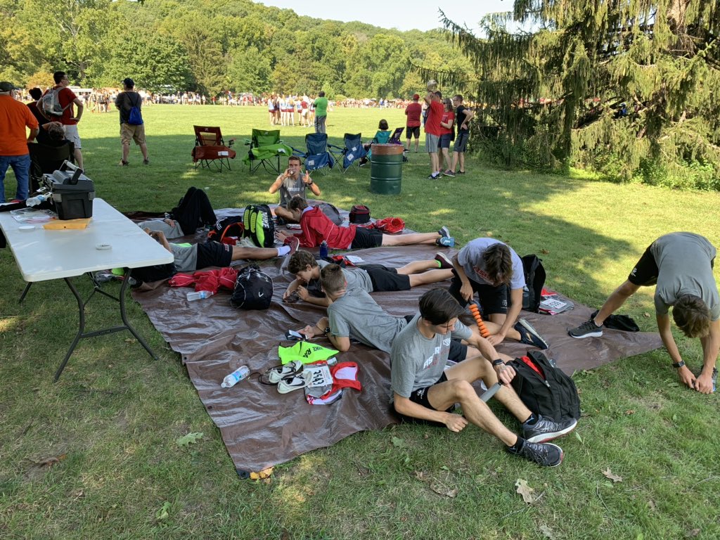 FHS Cross Country tweet media