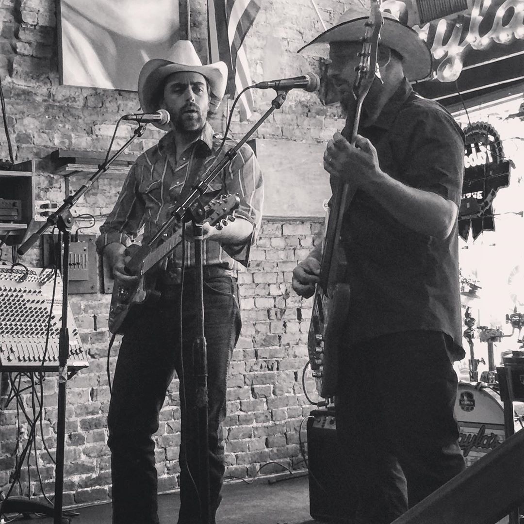 LaylasNashville's tweet photo. We've got free music all day, every day. (πΈof #TimBolo by Miss Amy Jane) https://t.co/DcMfIjyR3d