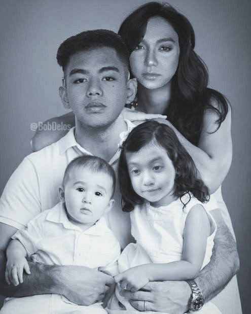 Unpredicktable_'s tweet photo. How about this one ππππ€ good night #TeamMhine done watching part 1234 again hahaha kakaadik #TeamMhineGettingToKnowYou #KYONASforGGV @JonasBelgica @kyoquijano @ekakumang https://t.co/BOZLWqSu6u