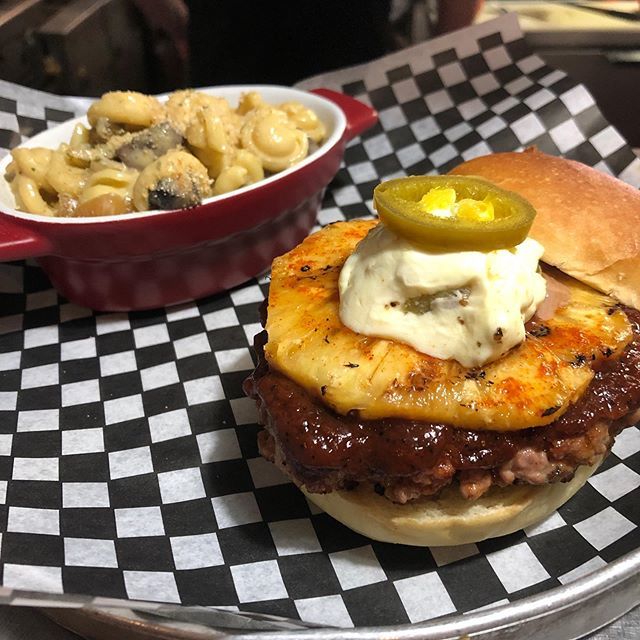 biteburgerhouse's tweet photo. An oldie but a goodie!! Louie Luau. Pork belly patty, espresso bbq sauce, grilled cayenne pineapple and jalapeño cream cheese. Some things you never get tired of! .
.
.
.
.
.
.
#biteburgerhouse #porkbellypatty #bywardmarket #orleans #hangoverfood #getinm… https://t.co/jo6P8JKlVd https://t.co/q5ig5dlSOX