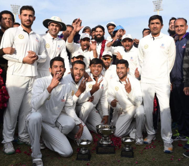 AliSial_19's tweet photo. 2019 being the best year for Ahmad Shahzad cricket carrier!
Ahmad played 4 tournaments in this year!
Where he'd represented different teams!
1) #QA2 they were the champion!
2) #Psl4 they were the champion!
3) #RamadanT20cup they were the champion!❤
@iamAhmadshahzad https://t.co/nyQ7gZpNTB