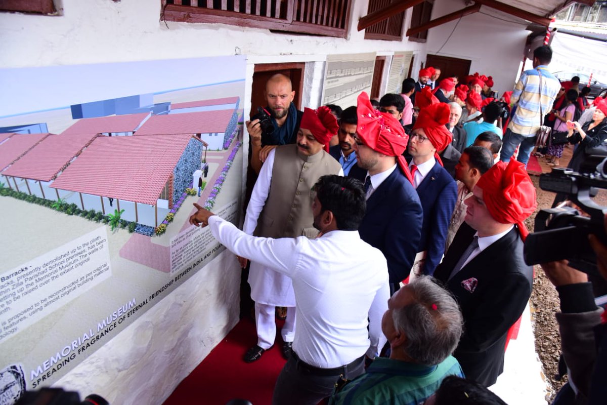 PIBMumbai's tweet photo. Around 5,000 Poles found refuge at Valivade, making it a ‘Mini Poland’

They embraced the local culture &amp; still believe Kolhapur to be their second home

So a Memorial Museum is being set up, giving the message of eternal friendship bet'n the two countries

- MP @YuvrajSambhaji https://t.co/TctJVLuBec