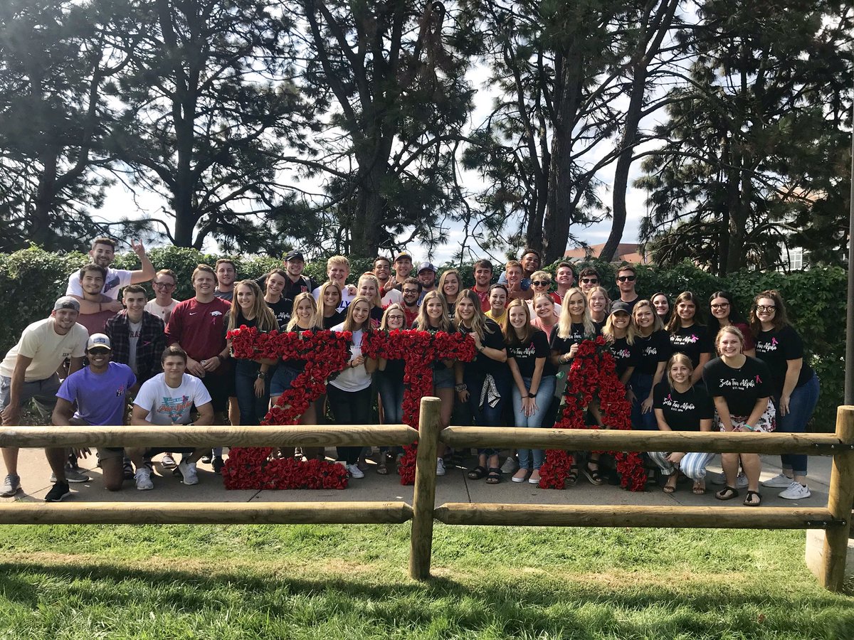 UNOpikes's tweet photo. Shoutout @GammaMu_ZTA for the amazing Corn hole tournament today! Much love ladies from all the Gentlemen of Pike❤️ #ThinkPink https://t.co/SQTyIp1nBp