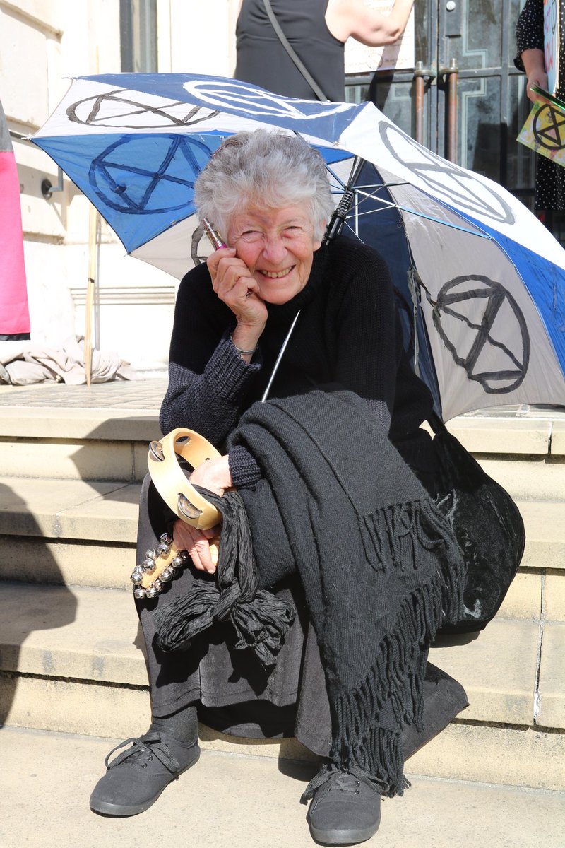 XRChelmsford's tweet photo. #HumansOfXR
Some shots of XRC members joining today's peaceful action
#XRdeclaration
#rebelforlife https://t.co/tOl579Sny5