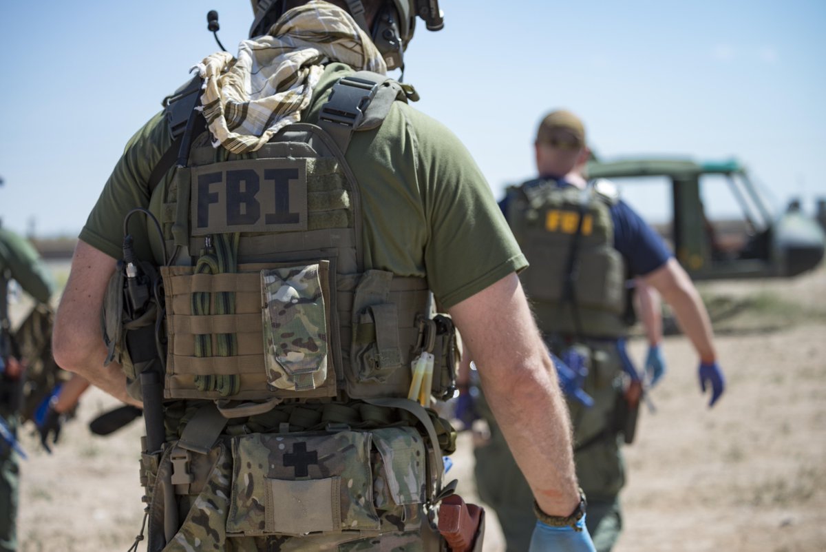 FBIChicago's tweet photo. Are you an undergrad or graduate student looking to start your journey with the #FBI? Tomorrow is the last day to apply for the FBI's 2020 Honors #Internship Program. The application closes Sunday, Sept 15 at 11:59 p.m. ET Apply now! #FBIHIP #FBIjobs
https://t.co/X2oIXFUMWr… https://t.co/qvq6oQVYz6