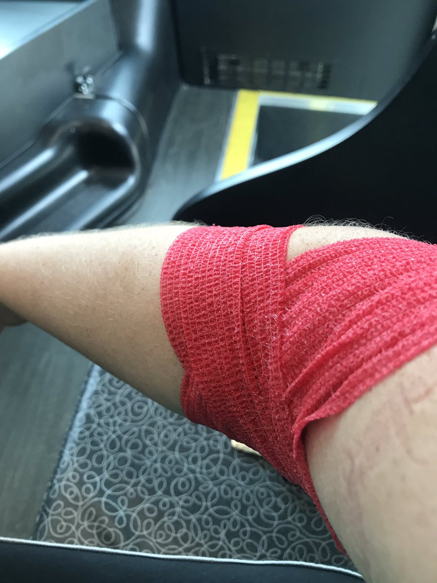 TyamarieT's tweet photo. Come out and donate blood @rogersherrmiddl Blood Connection and State Farm will be making monetary donations to RHMS!!!! https://t.co/WF0yANpwLe