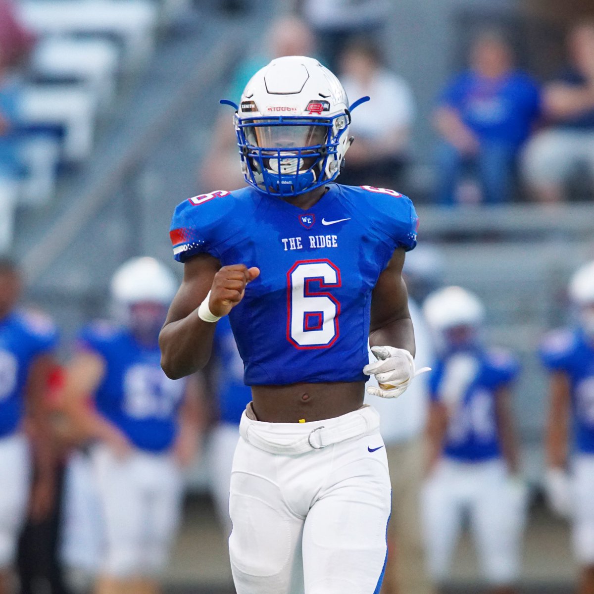 Friday Night Lights | Oak Ridge RB #6 Jahron Jonas and the Oak Ridge War Eagles vs The Woodlands Highlanders in a district 15-6A matchup on Friday night.