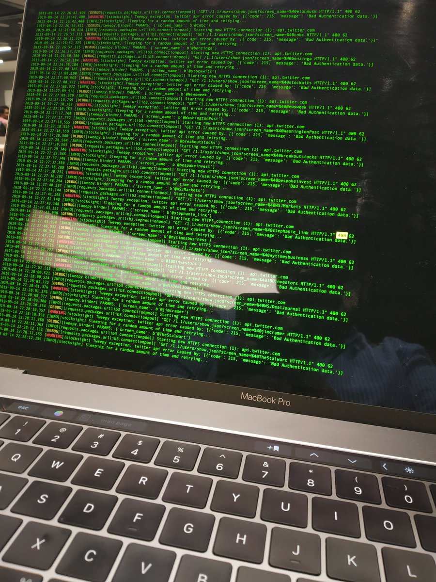 Alabhya1's tweet photo. Greenstuff all over !

#HackWithAzure
#WeAreDevengers https://t.co/v8Kj0UlK4w