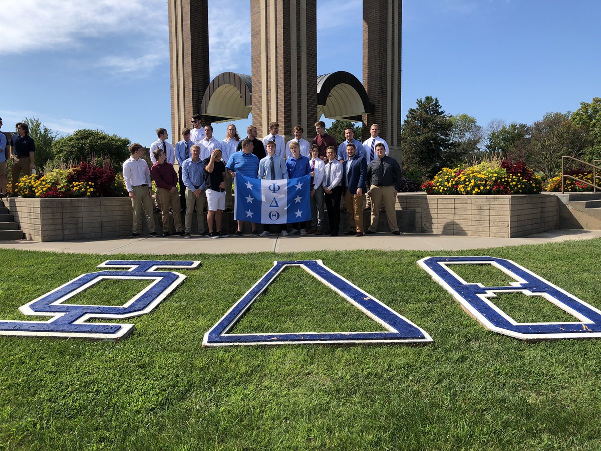 PhiDeltMWSUalum's tweet photo. WOW! #PhiDelt @MissouriWestern is the place to BE 🔥👏🏼 We are so excited to welcome this great group of guys into the premier fraternity. Thanks to the ladies of @ASA_ZetaMu @TriSigmaZT for coming out to see the action 🎬 #rushweek #BDE #BIDDAYENERGY #phikeia https://t.co/QRhKgCNDKq