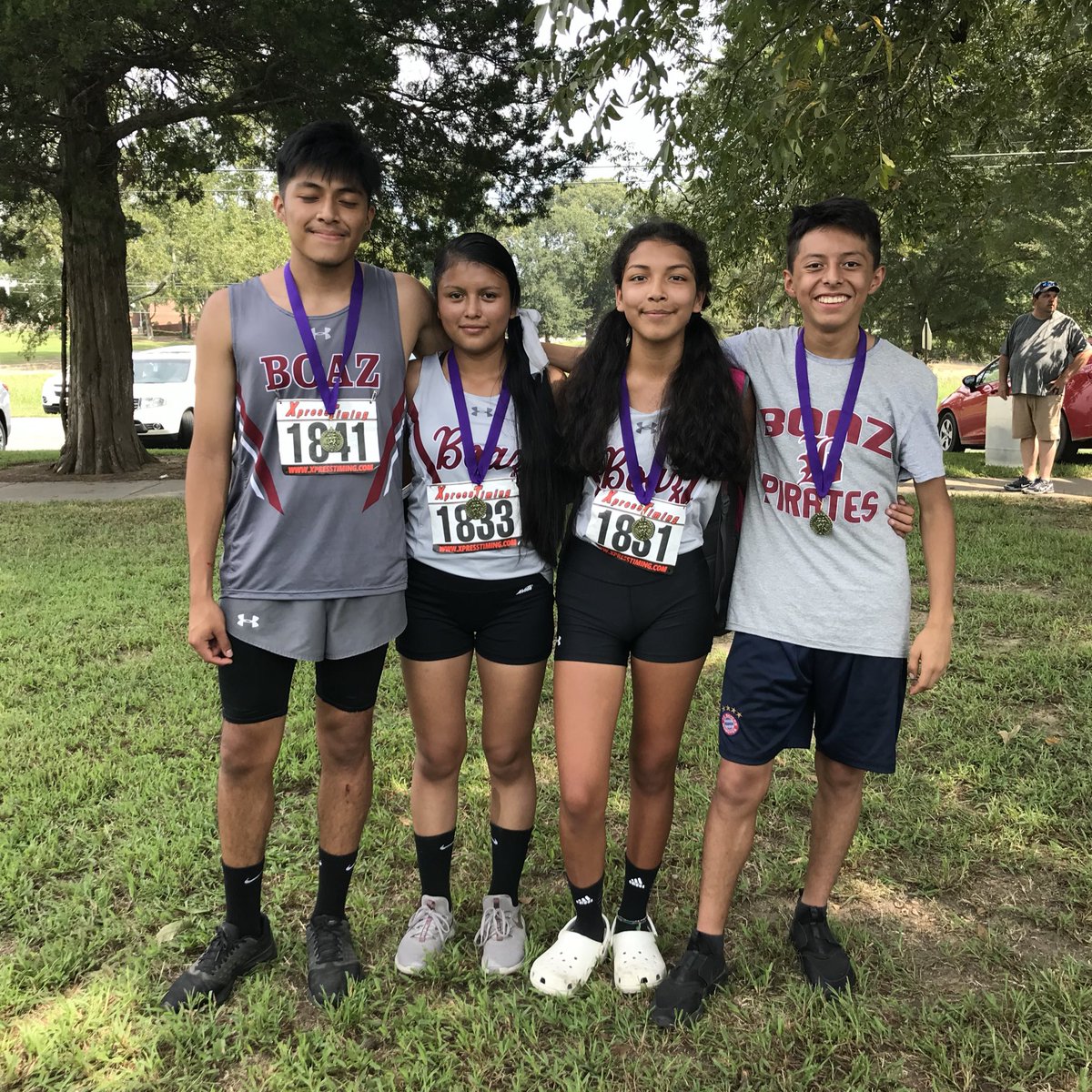 BoazXC's tweet photo. #fairviewinvitational Too 20 Finishers! #BoazAthletics #ruikeapirate https://t.co/d3yEB8xsZs