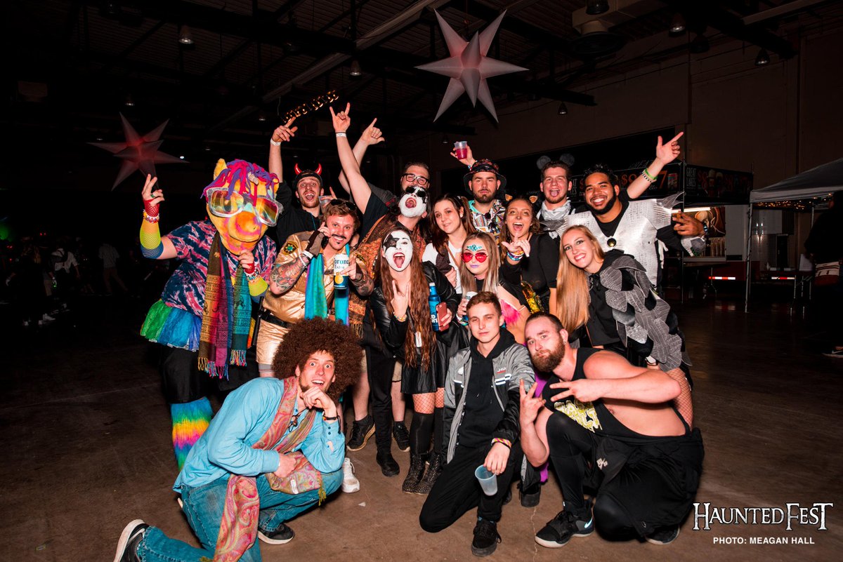 BreakawayFest's tweet image. Who's in your #HauntedFest crew?! Tag them below and get ready to get down this October!😈