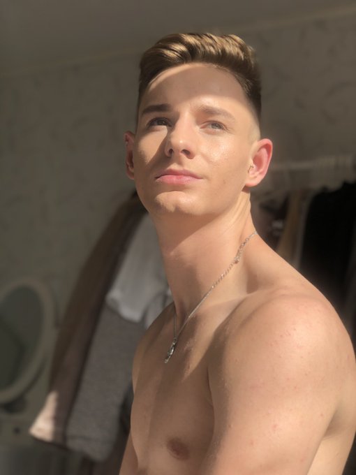 Had a trim so I&rsquo;m now feeling myself #gay #gayboy #gayuk #gaymuscle https://t.co/oJ4WKNR5Yo<a href="/tag/gay"class="tags">#gay</a><a href="/tag/gayboy"class="tags">#gayboy</a><a href="/tag/gaymuscle"class="tags"><span>#gaymuscle</span></a><a href="/tag/gayuk"class="tags"><span>#gayuk</span></a>