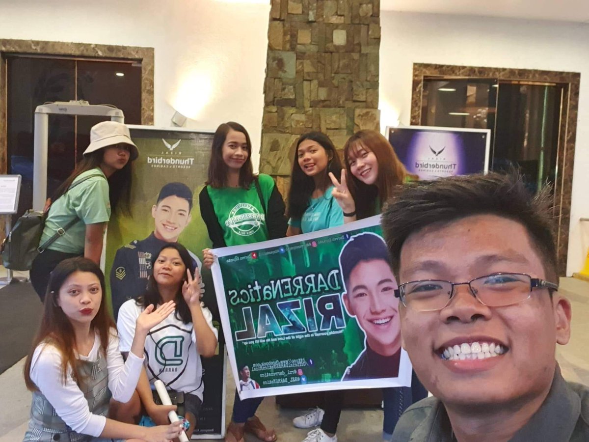 RZL_DARRENatics's tweet photo. Grabe sobrang saya ng mga green hearts namin for Tonight!!! Maraming salamat po sa lahat ng pumunta at dumayo pa sa rizal for this event!  

Sa mga pauwi palang po, Ingat po kayo! 

PartyWithDARREN AtTBRizal https://t.co/SPkaKoXw1t