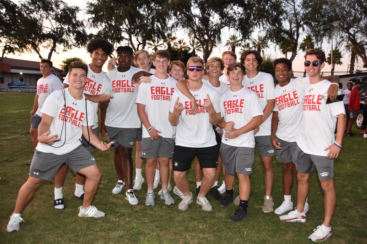 MiltonEagles_FB's tweet photo. We had a blast at the Tailgate yesterday!!! Big shout out to the Milton parents!!! #Serve #BuiltDifferent #Mpire19 #MoneyTeam19 #MT19 #GetPaid #4for4 #MbraceTheDream #BET #LFG #StartingPoint #SuddenChange #BeatJSerra https://t.co/CN0qpa30J9