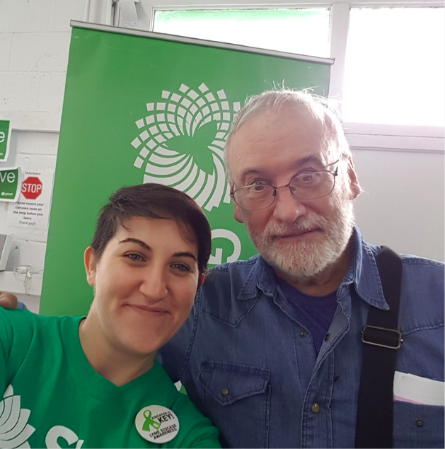 CanadianGreens's tweet photo. Canadian children's author @Robertmuncher is helping #Guelph candidate @SteveDyck's Green campaign, making sure our kids don't have a terrible, horrible, no good, very bad climate future!

#CdnPoli #exln43 https://t.co/fmeHBq9mHb