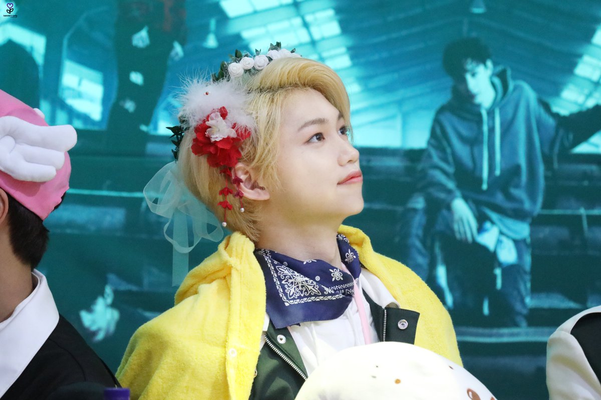 SM_Spring_0922's tweet photo. 180507 부산 팬사인회 HQ
 
볼 때 마다 항상 행복하게 해준 용복이! 
데뷔 후 두번째 맞이하는 생일 정말 정말 축하해🎂🎂
언제나 항상 행복함을 주고 행복함을 받는 용복이가 되길! 
생일 진짜 축하해 릭스야!

 #필릭스 #Felix 
#StrayKids #스트레이키즈 #SKZ
#HappyFelixDay
#용복이는우리의행복이 https://t.co/Ab0qPfcO35