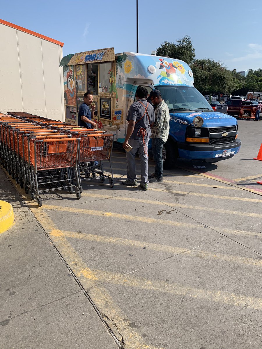 oliviaam13's tweet photo. Come cool down with us with snow cones and hvac specials!!!! @Carrol_Craig14 @JuleeEckert @Walter2hall @Oscar86604735 https://t.co/vlIKhr7vYF