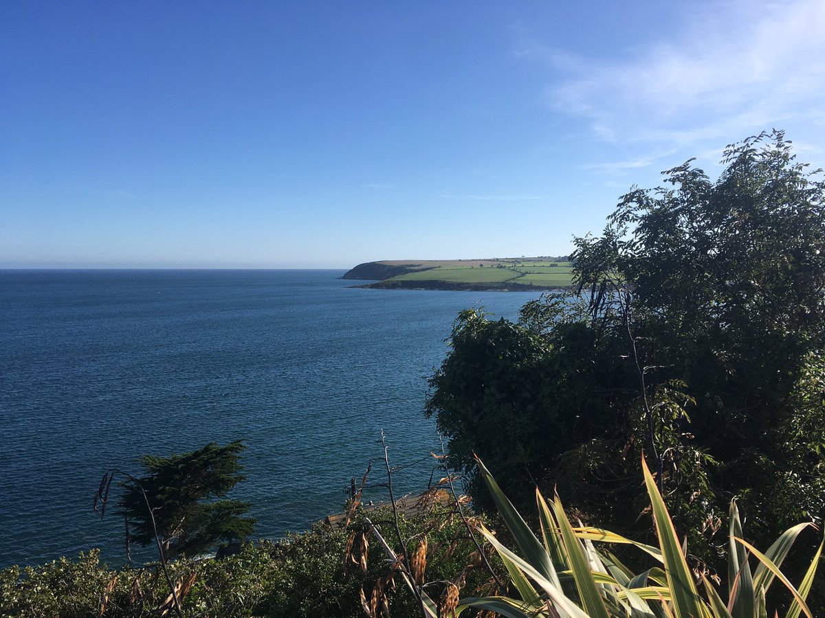 folomarco's tweet photo. Major house envy out in friend's place today #cork #myrtleville #atlanticviews #thatsmoreofitnow #housegoals https://t.co/tOpkQiUDCM
