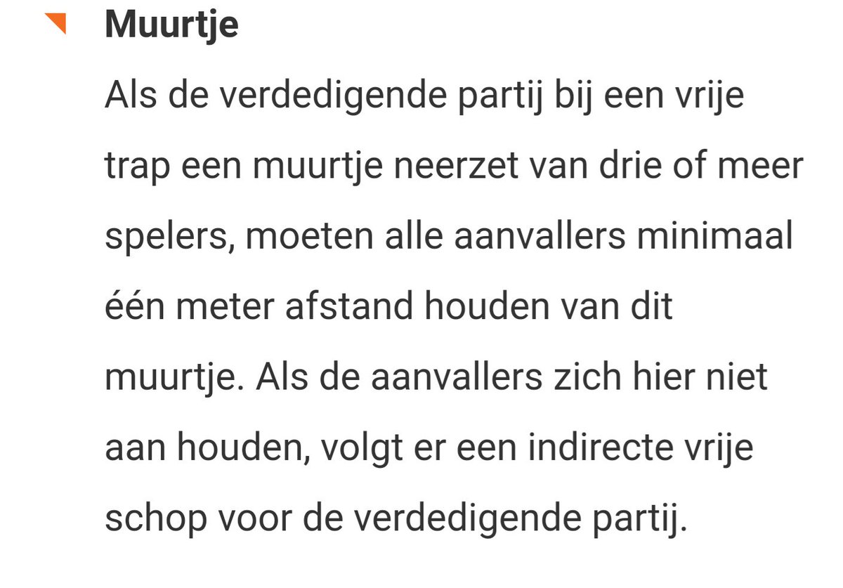 Stond Tadic niet op minder dan 1 meter van de muur van Heerenveen? #AJAHEE @FOXSportsnl <a href="/KNVB/">KNVB</a>