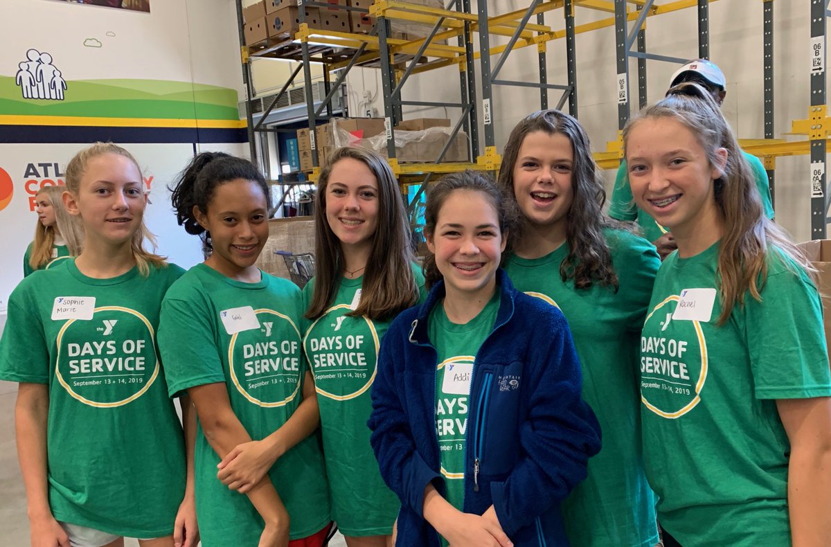atlantaymca's tweet photo. Thank you Girl Scouts volunteers for helping at the Atlanta Community Foodbank today! #YMCADaysofService https://t.co/YWvz3qyPG7
