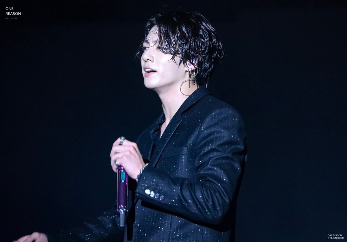 ONE_REASON_JK's tweet photo. 190811 LDF

🔗
#정국 #JK @BTS_twt  #Jungkook #BTS https://t.co/4Ajk5r3Sxk
