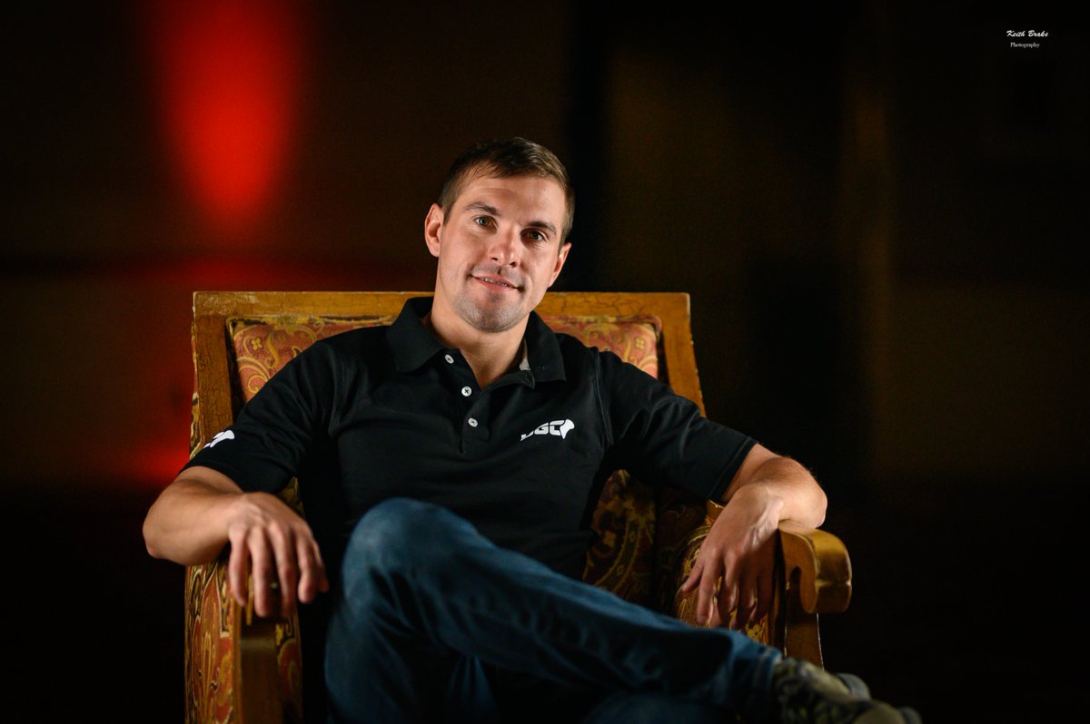 KBrake_photo's tweet photo. .@UGCmatt is a true #mastermind ... dont let his "almost smile" fool ya 

#ceo #esports #HaloClassic #gameattic #startsmalldreambig https://t.co/aJoOvHdt55