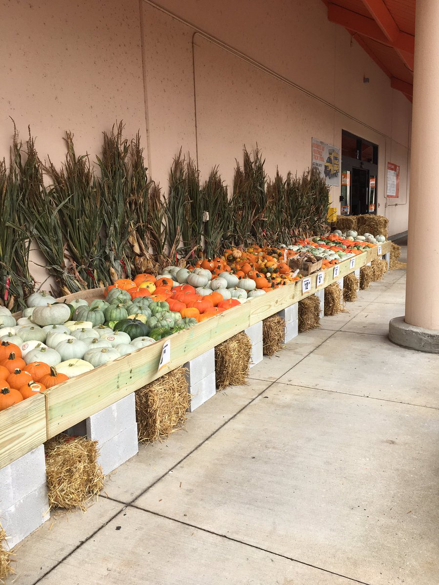 Fall has arrived at #homedepot3606!!