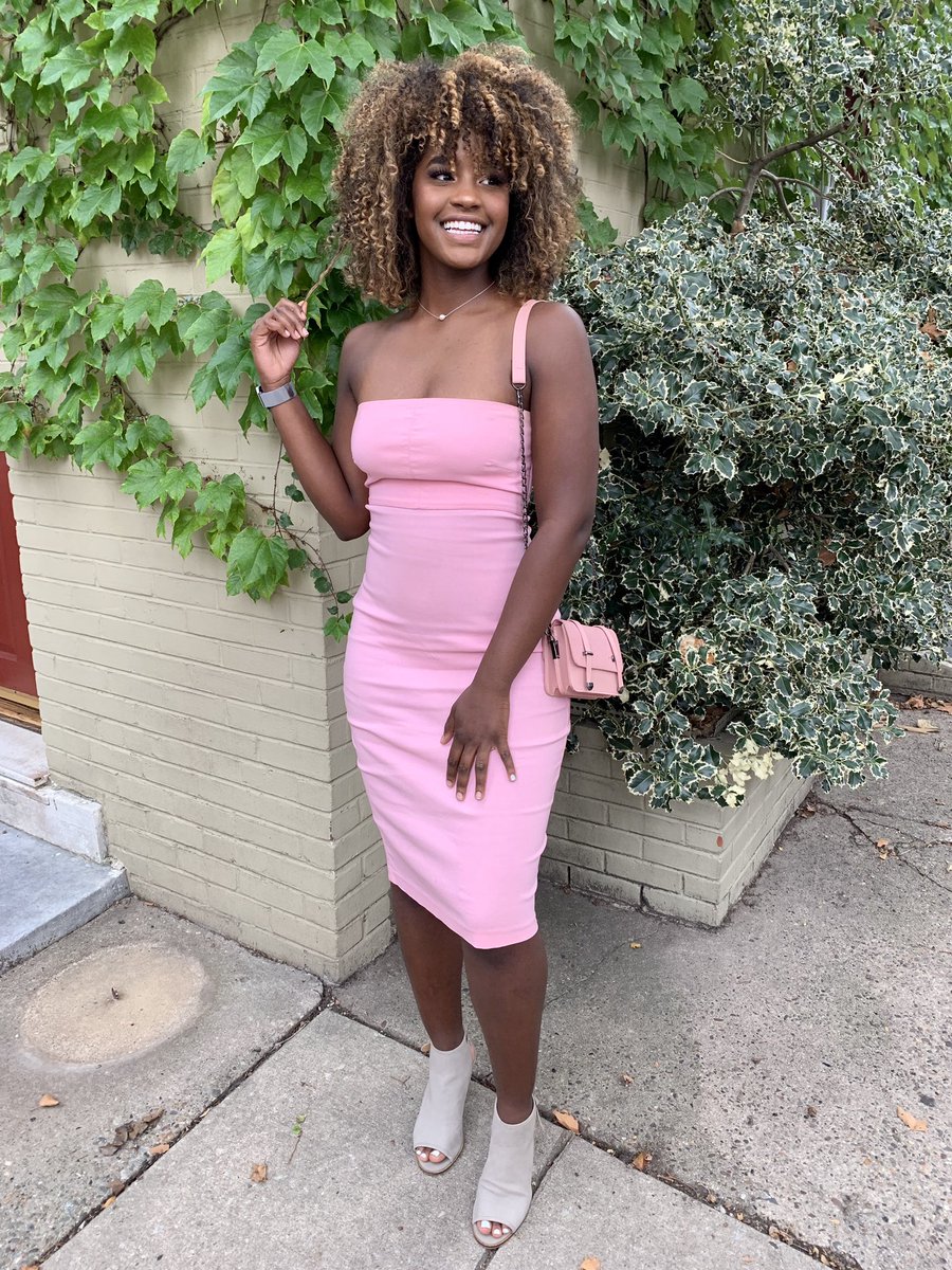 __breezzii's tweet photo. Pretty in pink 🌸 https://t.co/RVxezietPI