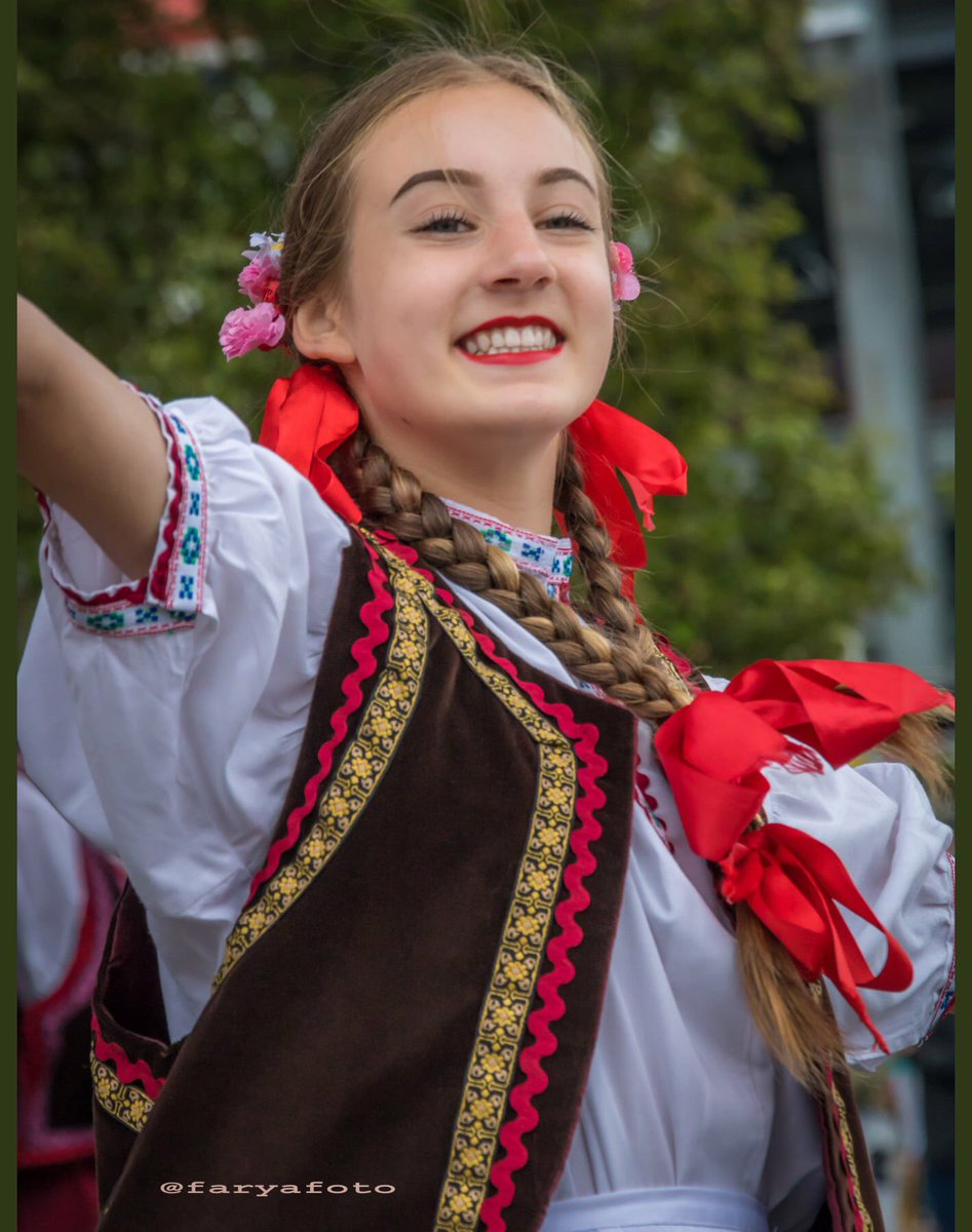 FaryaFoto's tweet photo. Cute Polish Dancer #polishdancer #polishfestivalvancouver #shipyards #northvancouver #vancouver https://t.co/HXc45e2Zji