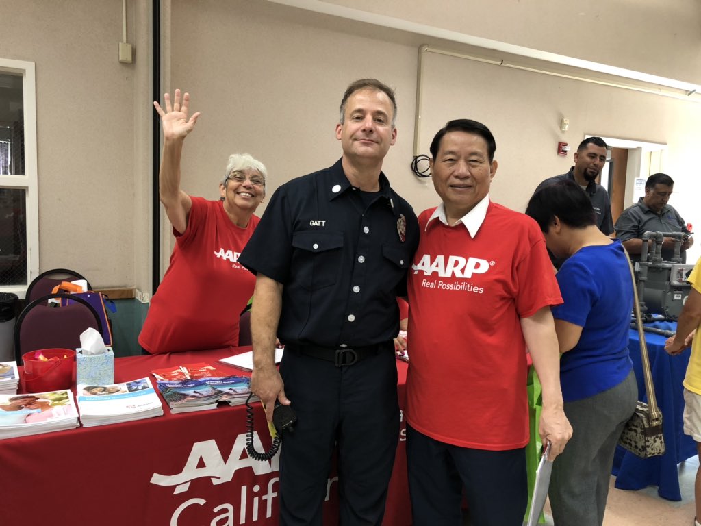 susanwangus's tweet image. 👨‍🚒👨‍✈️Great event at @EdChau49 #emergency preparedness event in @ConnectwithTC TY @AARPCA volunteers and @Ateshatweets for supporting 👏👏✊✊