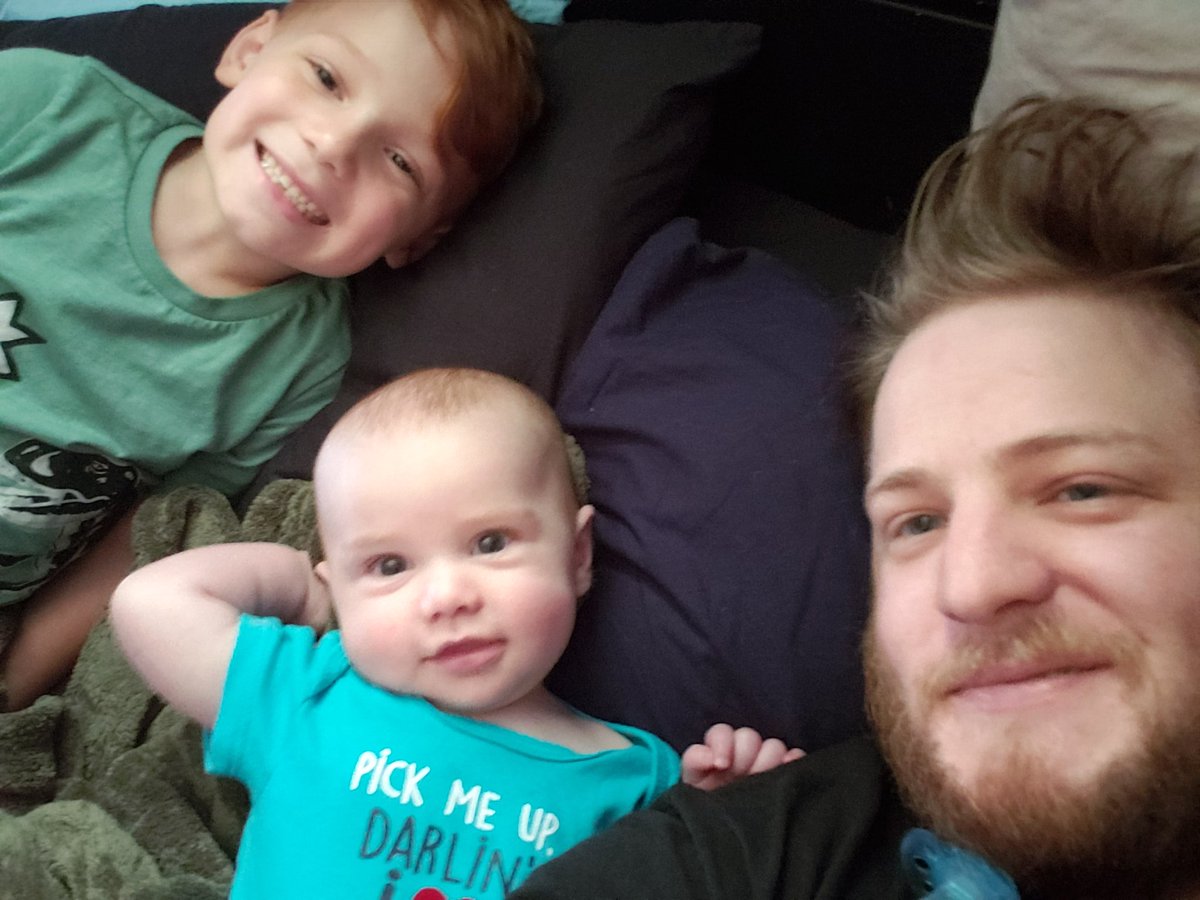 RBerry214's tweet photo. Boy's day to relax. https://t.co/cYK44z9n80