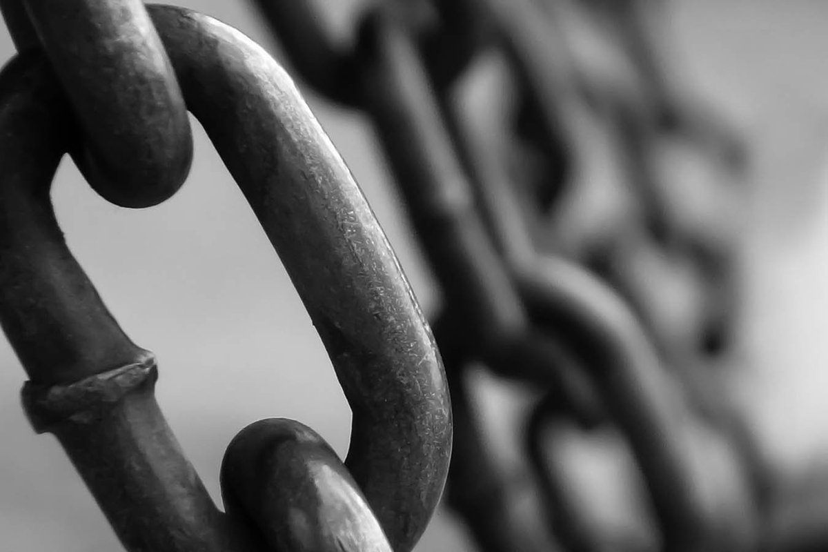 robstract33's tweet photo. #playground series ...liking the #shapes #lines #texture &amp; #colours found at the #park ... also  #abstract #minimalism #blackandwhite #silkscreen #slider #chains ... https://t.co/A0Iw21Elni