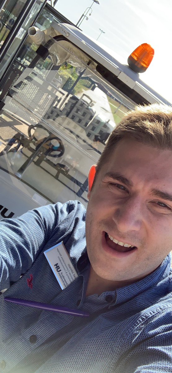 BradJohnsonUK's tweet photo. What a view of @UniofHerts . Day one of moving in weekend supporting the amazing @UHStudentLife team with international arrivals! #BuggyDriver https://t.co/8QvidDaKDg