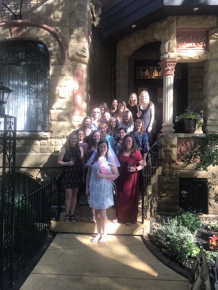 Another great #wine tour to SW #PureMichigan from #Chicago   We specialize in private #winetasting tours!  windycitytourcompany.net