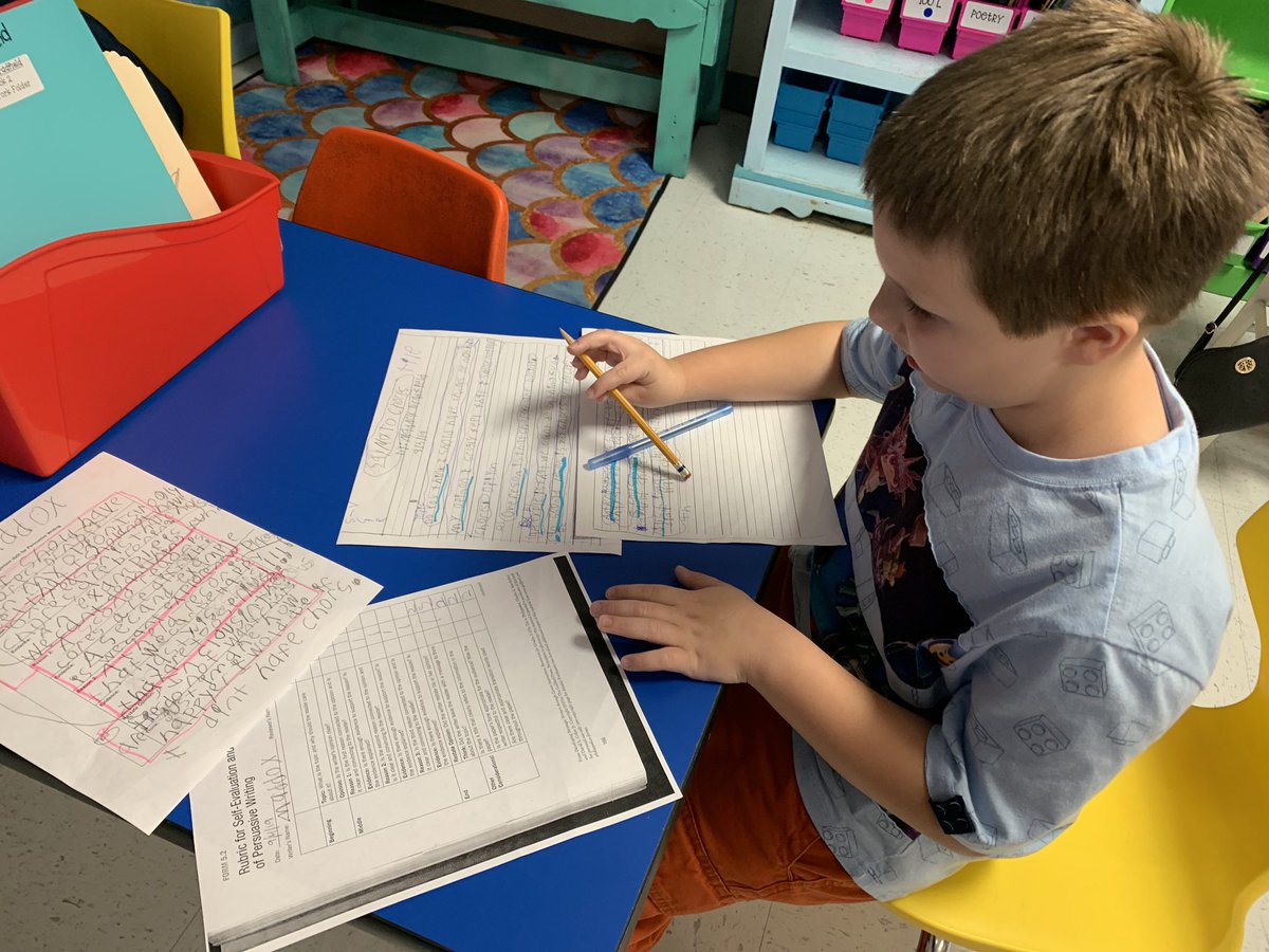 My 3rd graders LOVING using their writing strategies to develop their persuasive pieces. Evaluating and revising day was their favorite this week. <a href="/ZoiPhilippakos/">Zoi Philippakos</a> <a href="/MaryAlcornGLES/">Mary Alcorn</a> <a href="/jebarp/">Jeb Arp</a> #rockingourwriting #strategyladderatwork