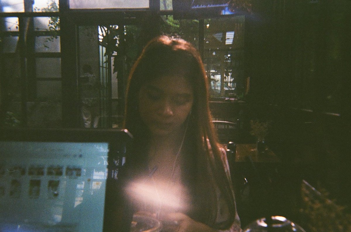 Babykissmylipz's tweet photo. #liwensanfilm07
#kodakcolorplus200
#aremacflash https://t.co/CzCI4bwjQf