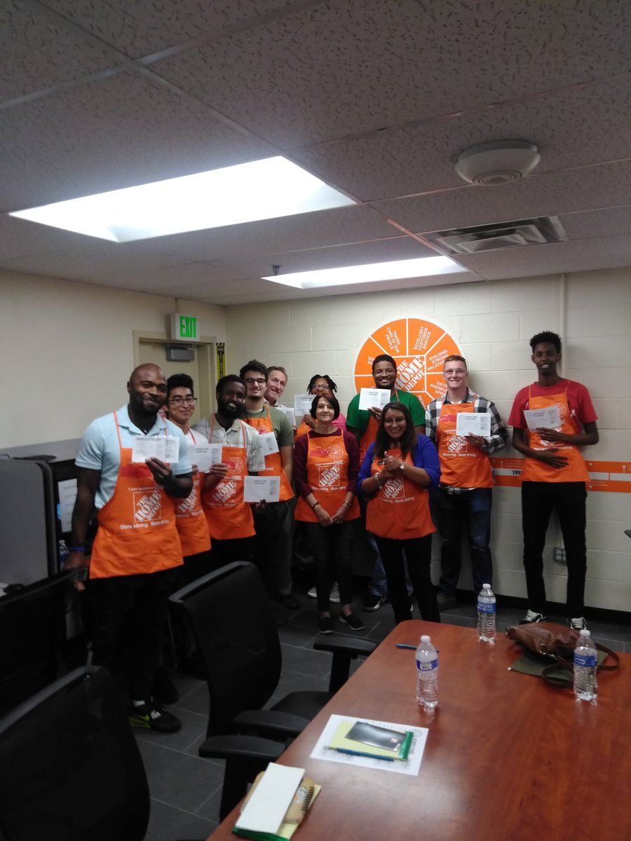 isoleyman's tweet photo. #4639 held orientation for our new hire associates. They were excited to start their career with HD. We had 100% participation with Homer Funds, with new associates pledging payroll deductions.

@TeresaCadima @JustTY4639 @bstorey92 @BBfromTHD4639 @JDorseyTHD @CollazoH https://t.co/umucVrwdAt