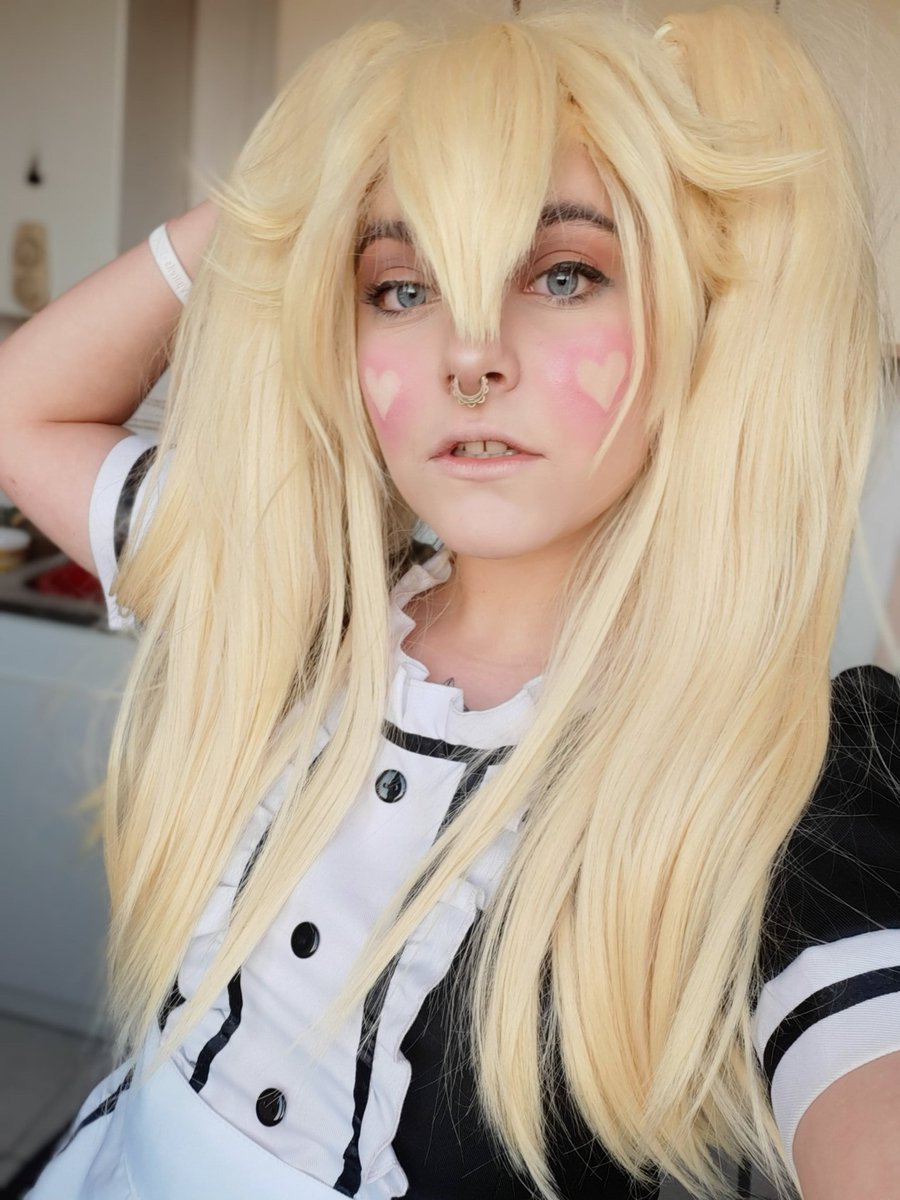 sonnenstralh's tweet photo. Instant weab. #weaboo #weab #makeup #wig #cosplay #cosplayer #cosplaygirl #cosplayphotography #mangalaxy https://t.co/6rXO9AwfFj