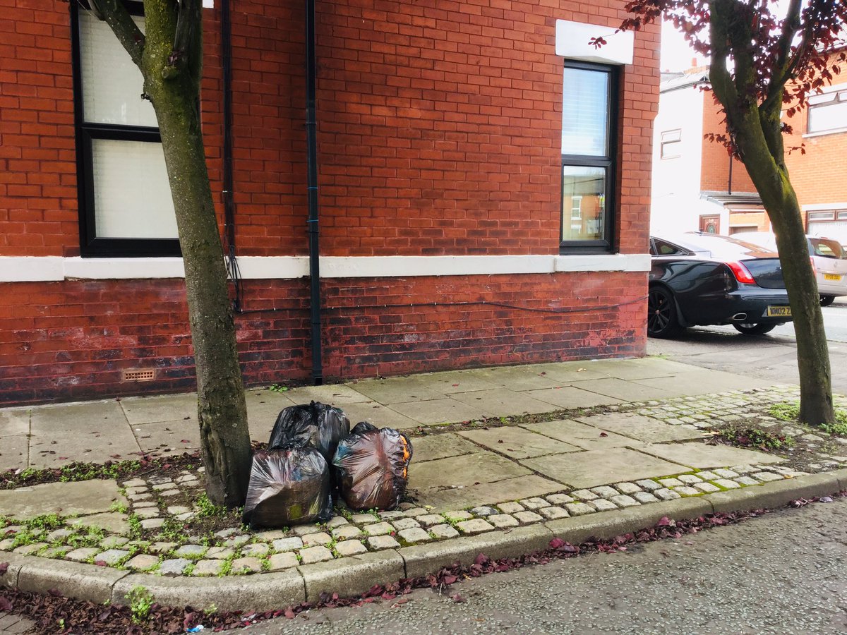 PlungingtonL's tweet photo. Random sacks of rubbish fly-tipped on pavement of #LowndesSt in @PlungingtonL very near @eldon_primary. I didn’t probe the contents but the proximity of waste to the school is a hazard to children and residents. I’ve reported it to @prestoncouncil for removal. Cllr @pav_akhtar https://t.co/oBNnJ7SJHr