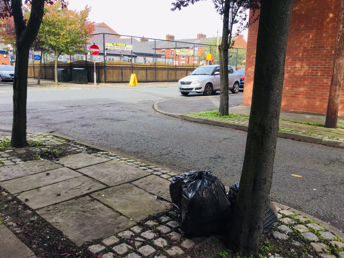PlungingtonL's tweet photo. Random sacks of rubbish fly-tipped on pavement of #LowndesSt in @PlungingtonL very near @eldon_primary. I didn’t probe the contents but the proximity of waste to the school is a hazard to children and residents. I’ve reported it to @prestoncouncil for removal. Cllr @pav_akhtar https://t.co/oBNnJ7SJHr