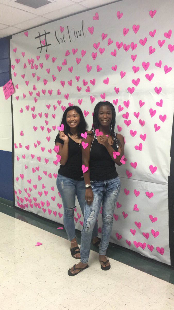 MacArthurChoir's tweet photo. We now have a spread the love wall so make sure and come by the choir room and get some hearts for you friends, and  teachers or even a stranger!! #bekind #1gr8thngneisd #tmea100 #itstartswithmusic @neisdfinearts #discovernortheast https://t.co/Q5ReicFvq5